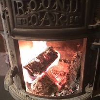 Round Oak stove